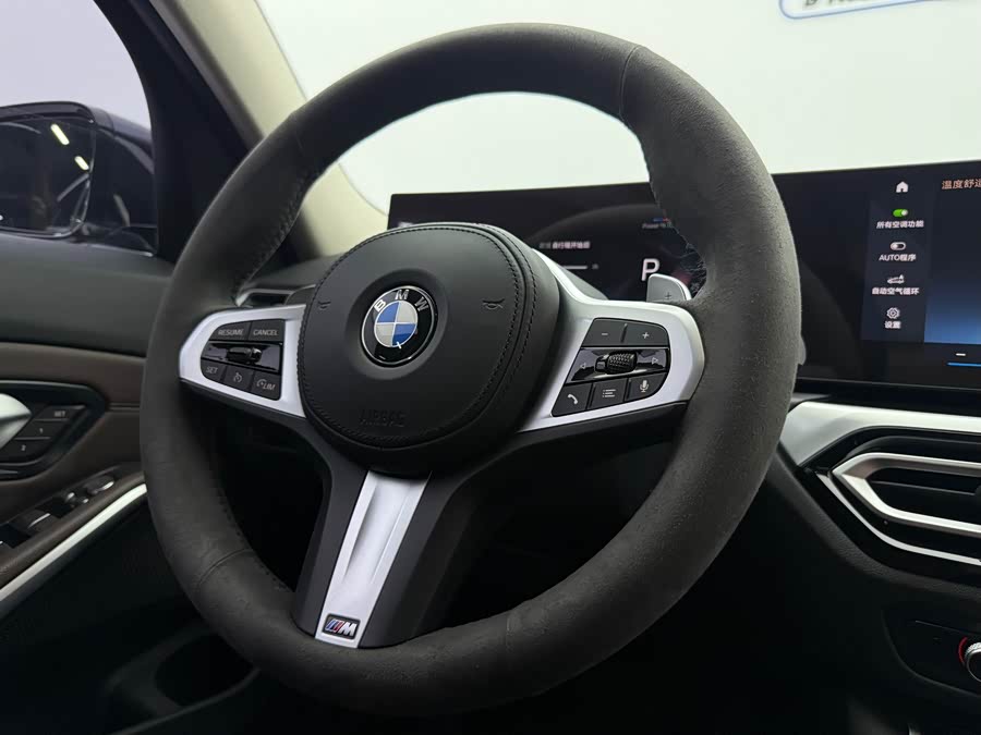 BMW 3 Series 2023 — фото 16