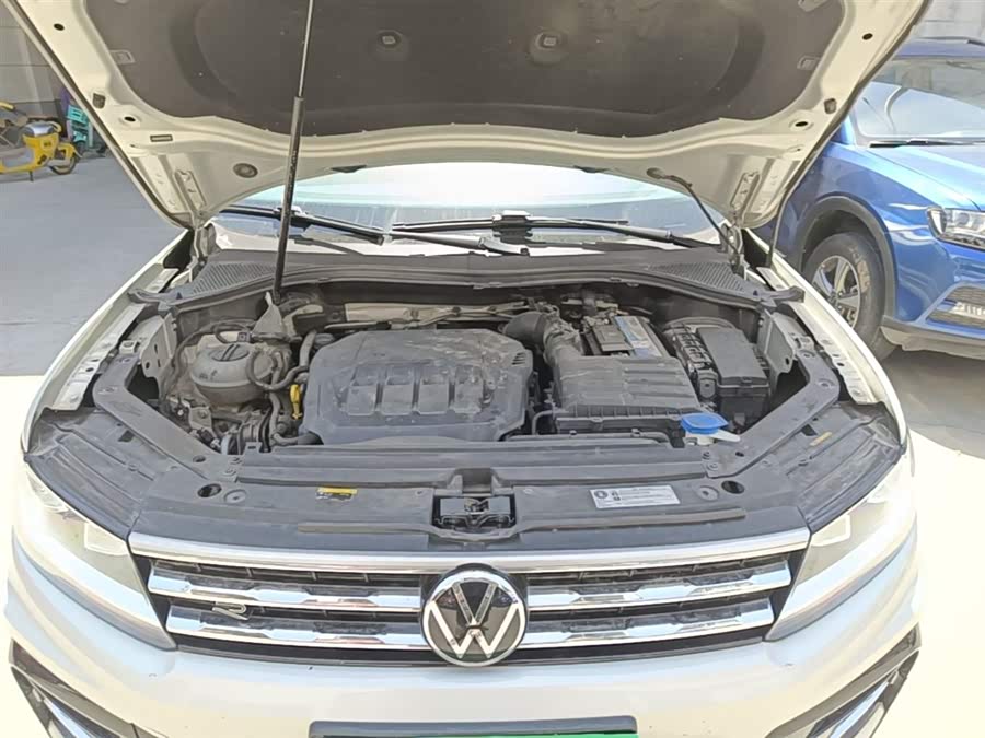 Volkswagen Tiguan L 2021 — фото 19