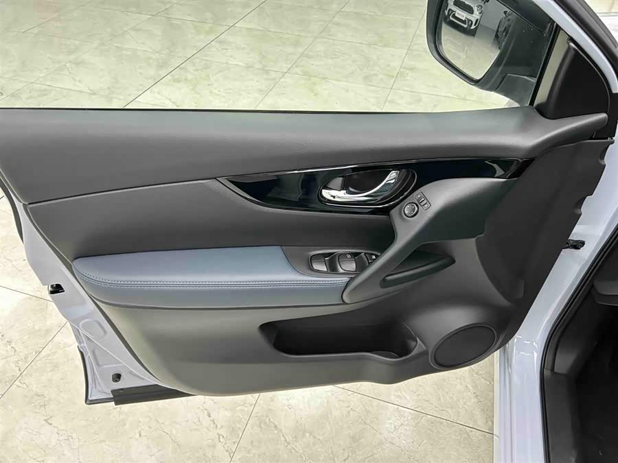 Nissan Qashqai 2025 — фото 10