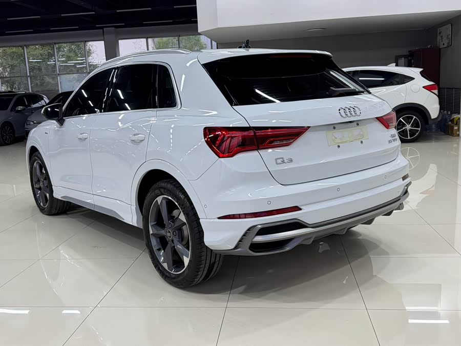 Audi Q3 2022