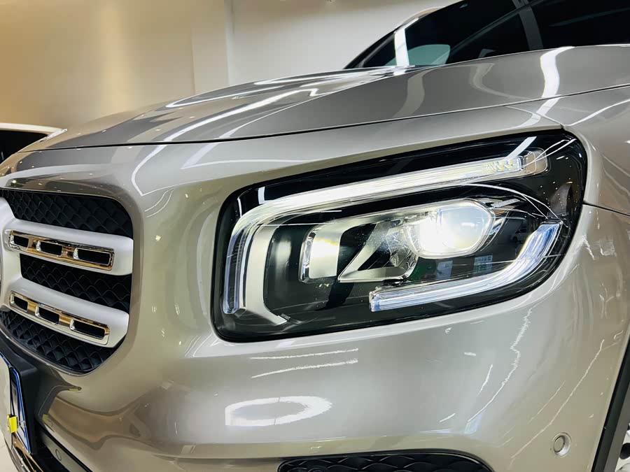 Mercedes-Benz GLB 2022