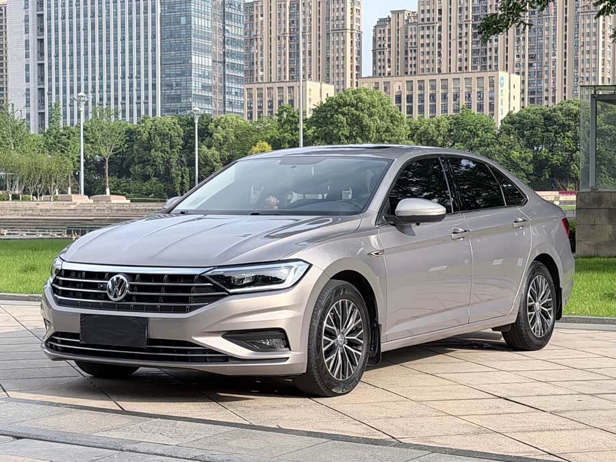 Volkswagen Sagitar 2021