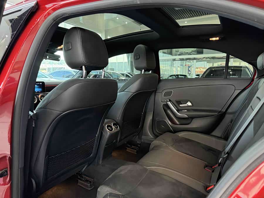 Mercedes-Benz A-Class 2019 — фото 11