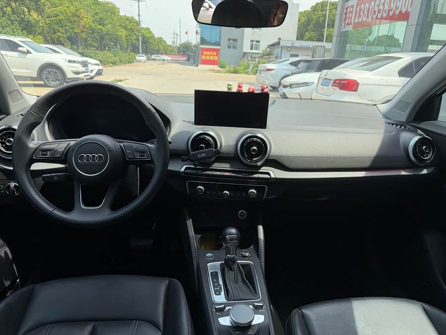 Audi Q2L 2022