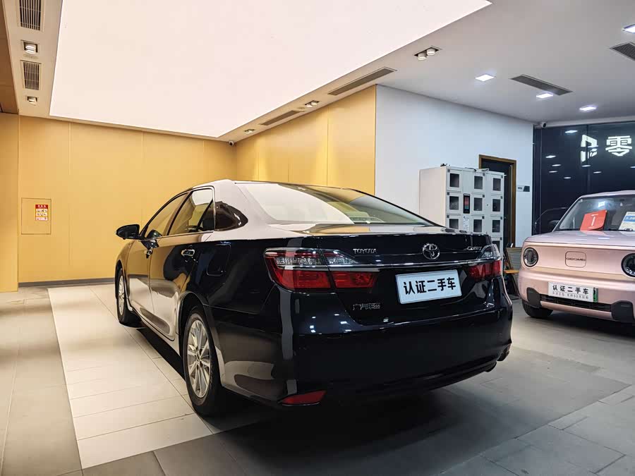 Toyota Camry 2016 — фото 26