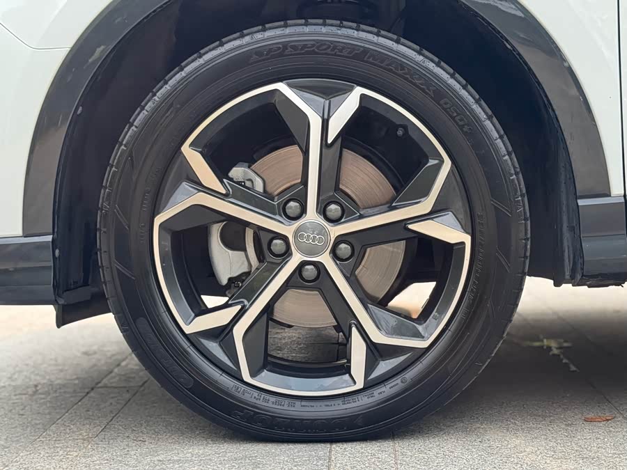 Audi Q3 Sportback 2020 — фото 27