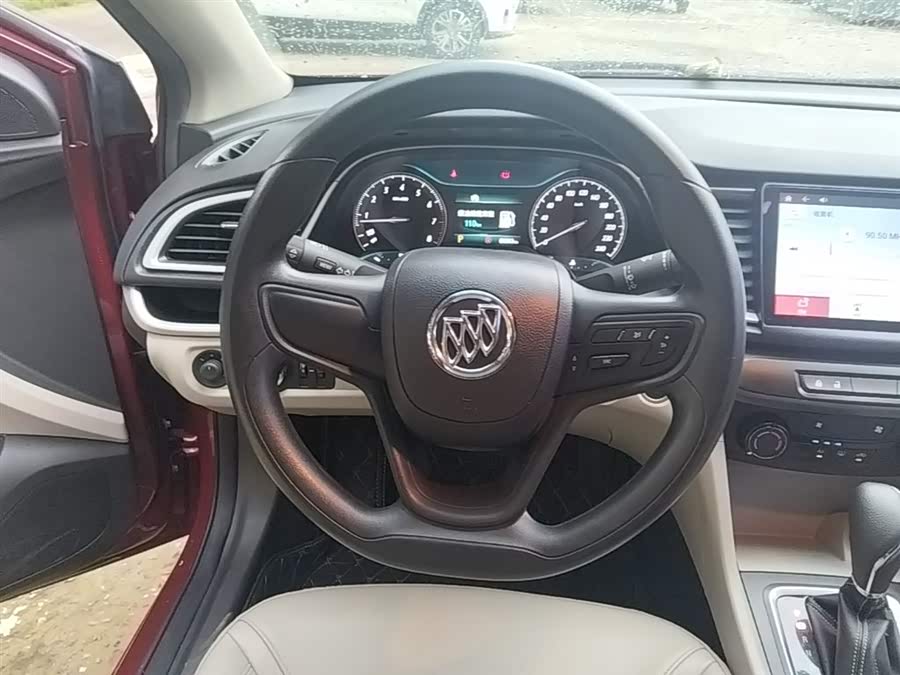 Buick Excelle GT 2017 — фото 11