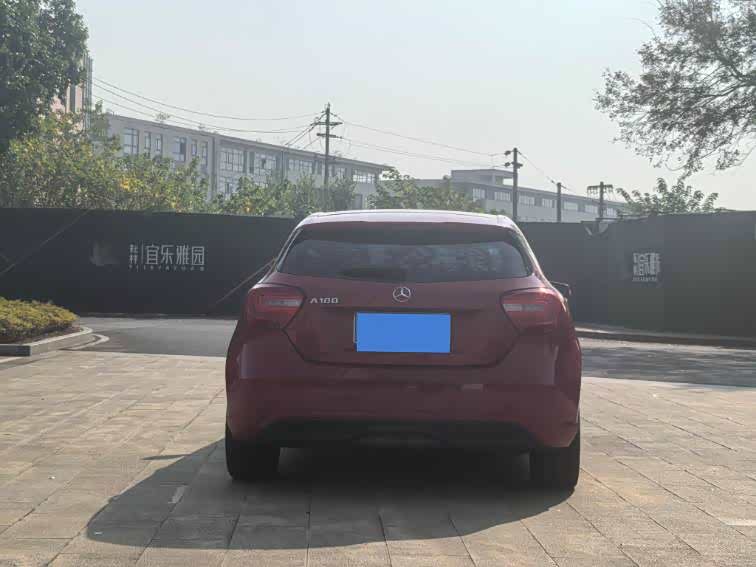 Mercedes-Benz A-Class 2015