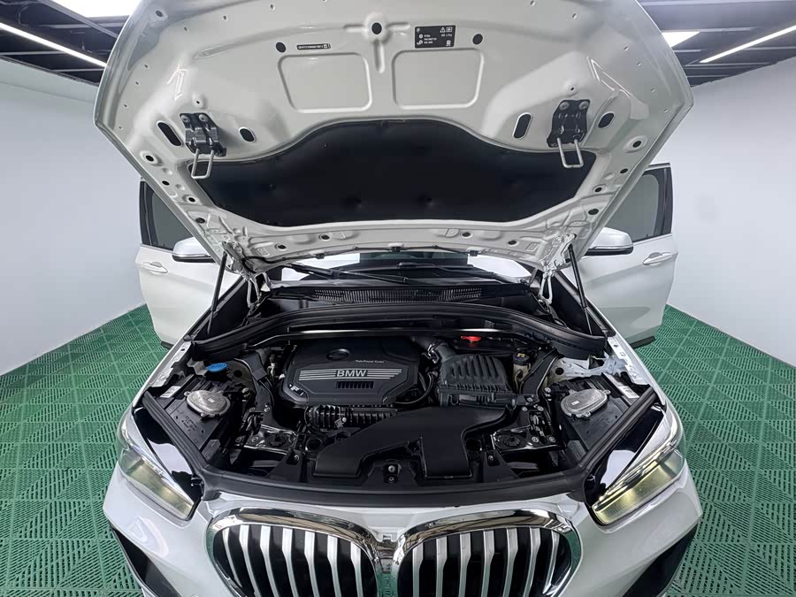 BMW X1 2022 — фото 8