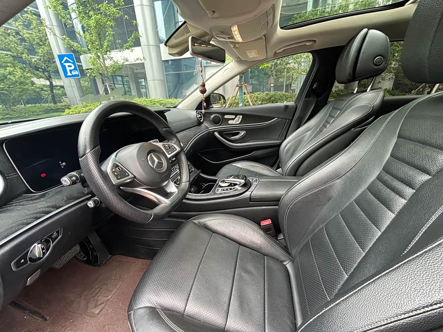 Mercedes-Benz E-Class 2018 — фото 10