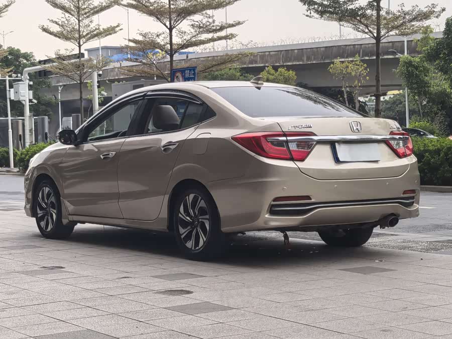 Honda Crider 2016