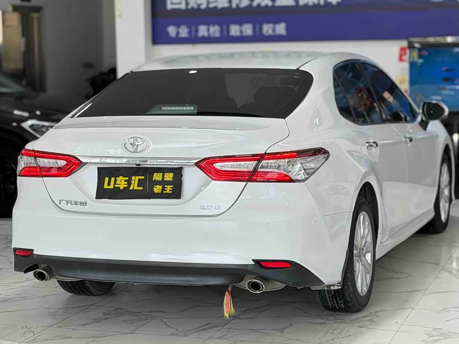 Toyota Camry 2019