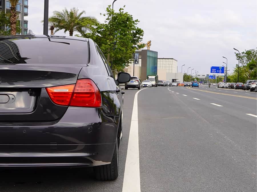 BMW 3 Series 2012 — фото 25