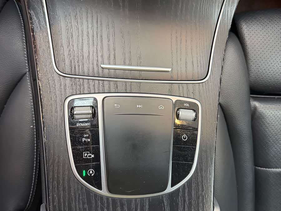 Mercedes-Benz C-Class 2020