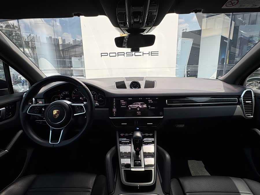 Porsche Cayenne 2019 — фото 11