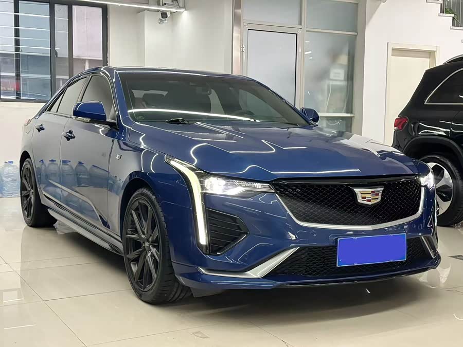 Cadillac CT4 2020