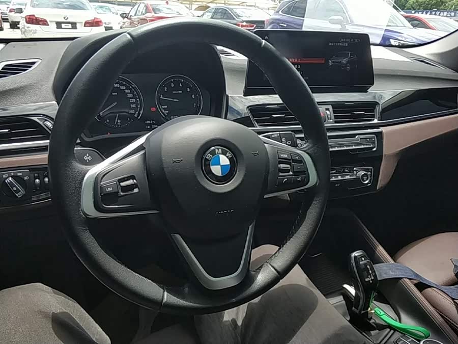 BMW X1 2020 — фото 10