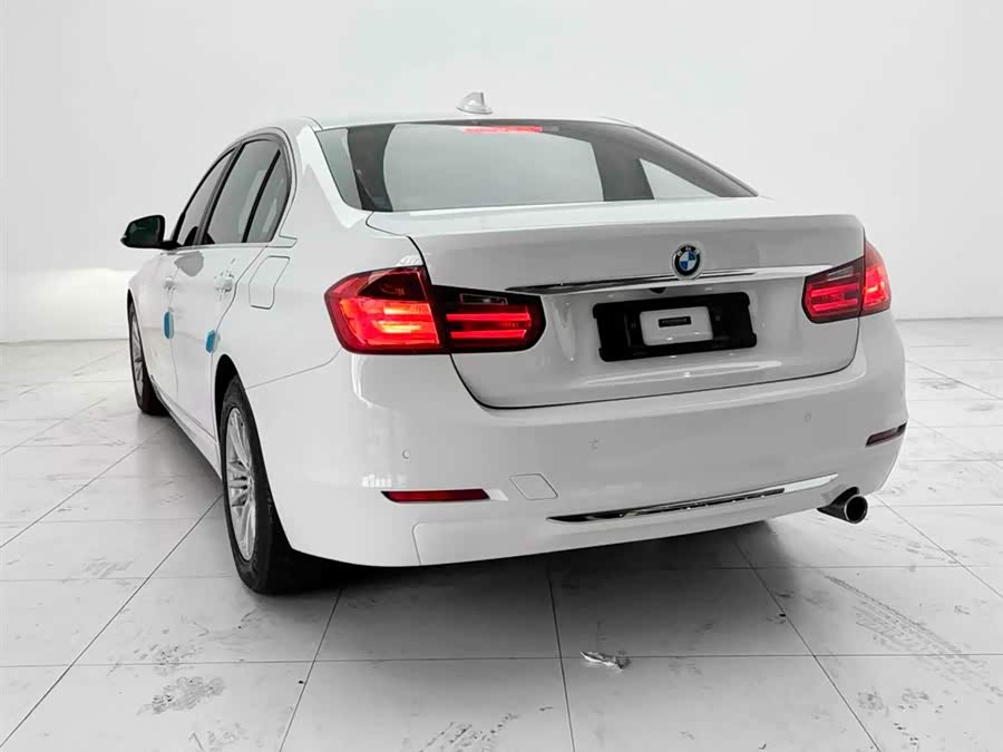 BMW 3 Series 2016 — фото 9