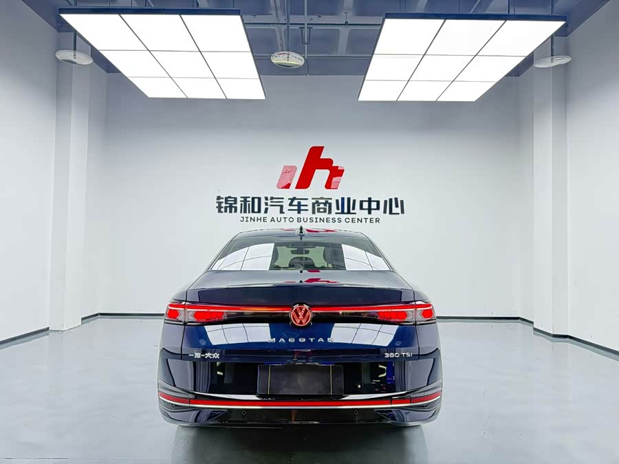 Volkswagen Magotan 2024