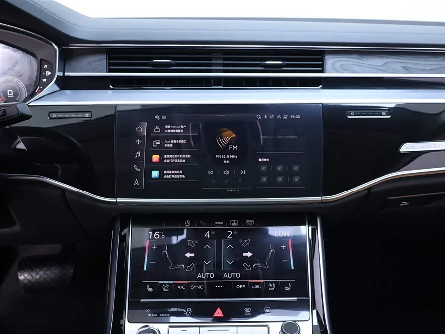 Audi A8 2023 — фото 10