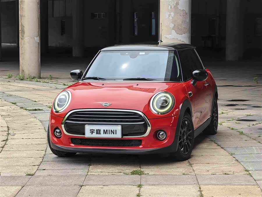MINI MINI 2020