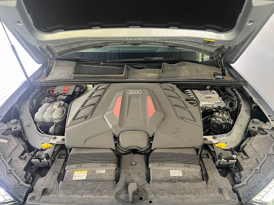 Audi SQ7 2024