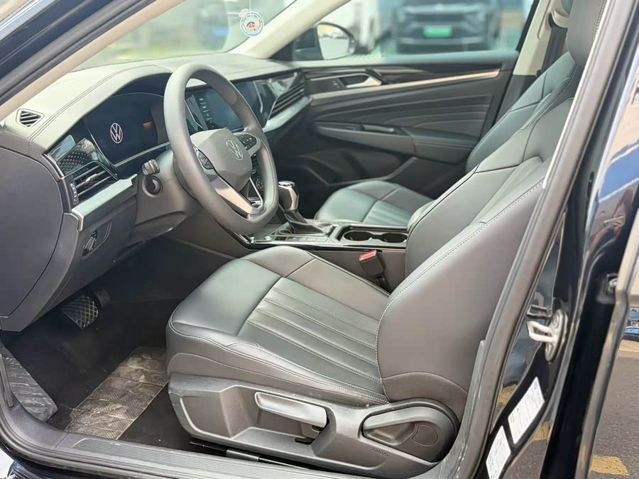 Volkswagen Passat 2024