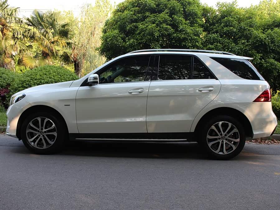 Mercedes-Benz GLE 2018