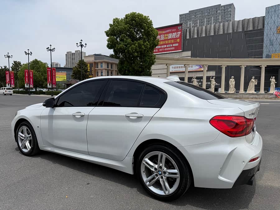BMW 1 Series 2023