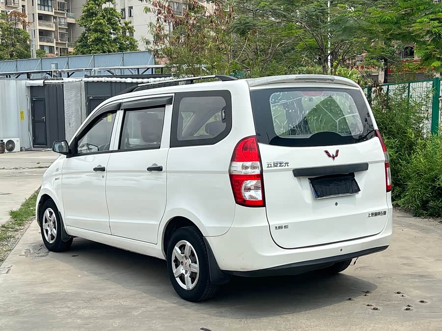 Wuling Hongguang 2014 — фото 8