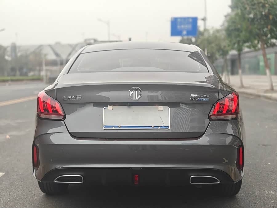 MG MG5 2022