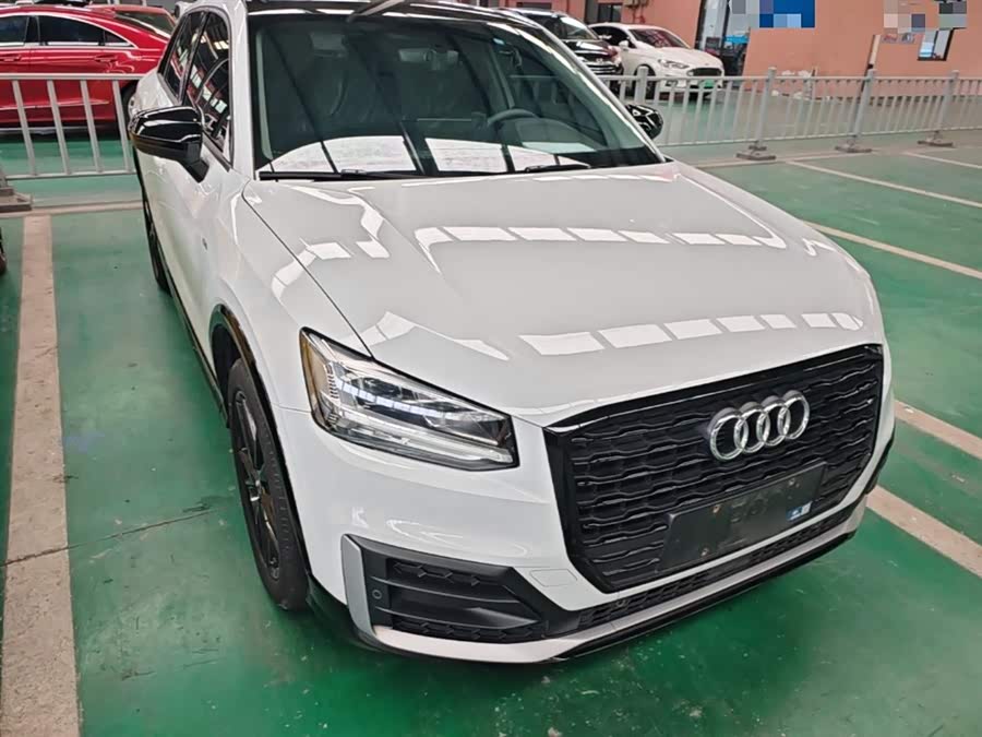 Audi Q2L 2021