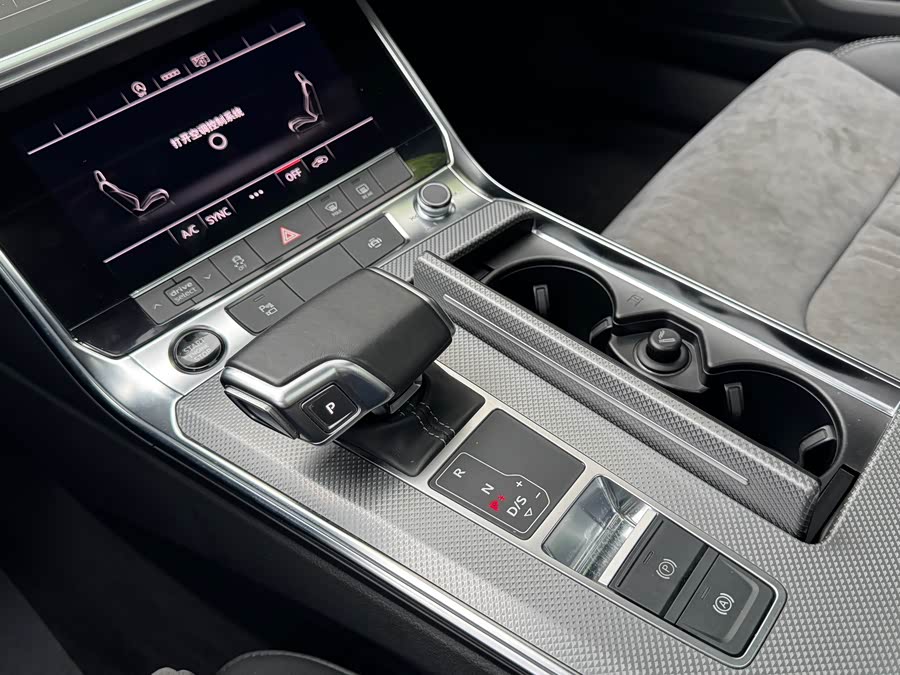 Audi A6L 2021 — фото 26