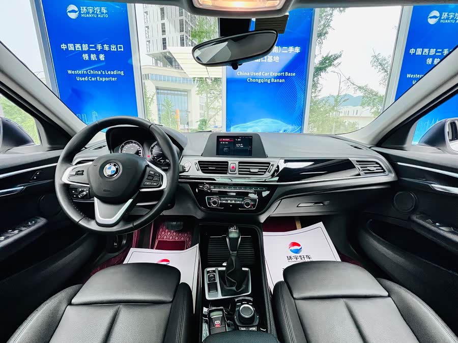 BMW 1 Series 2018 — фото 18