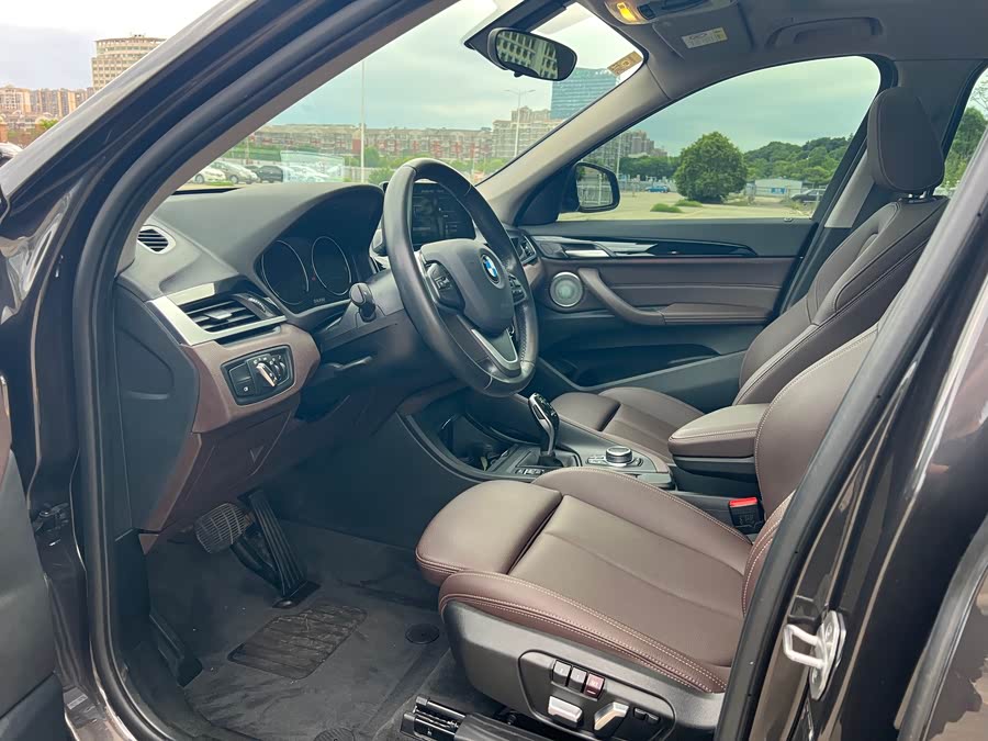 BMW X1 2021