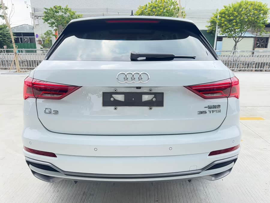 Audi Q3 2022