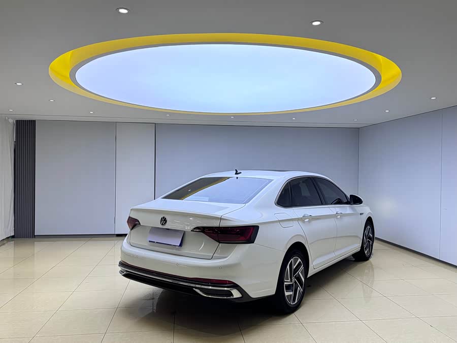 Volkswagen Sagitar 2023