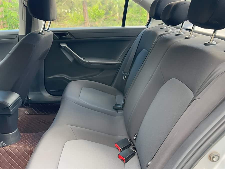Volkswagen Jetta 2015