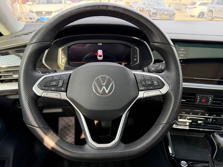 Volkswagen Passat 2022