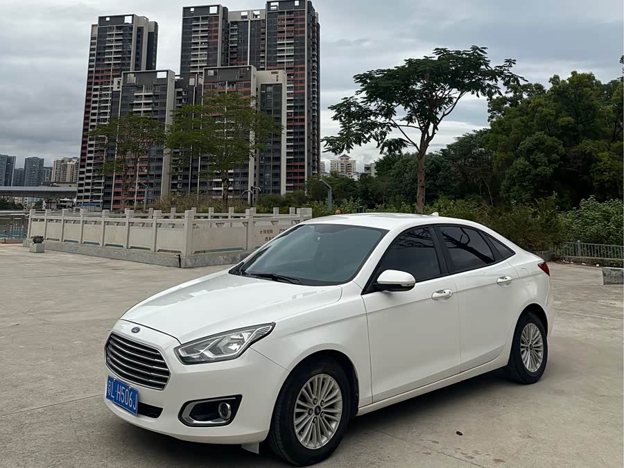 Ford Forrest 2015