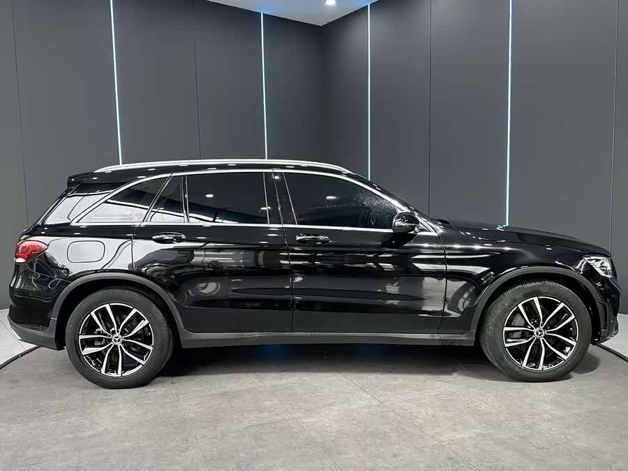 Mercedes-Benz GLC 2021