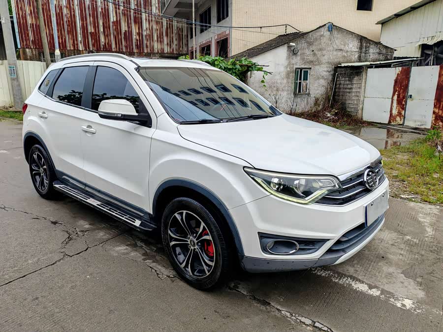 FAW Senya R7 2017