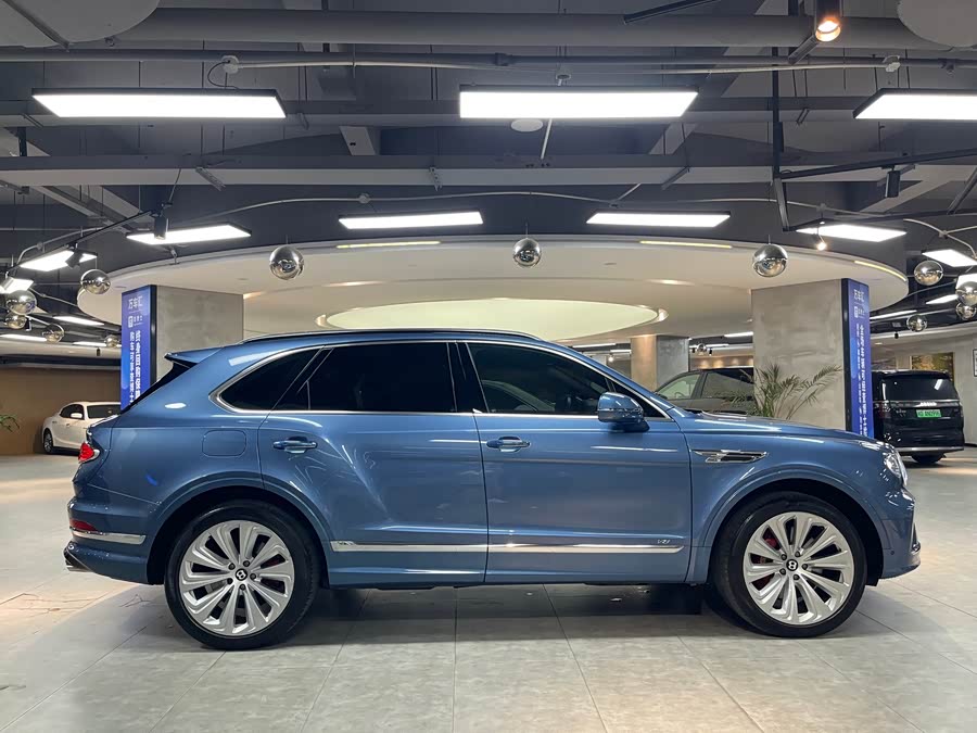 Bentley Bentayga 2021