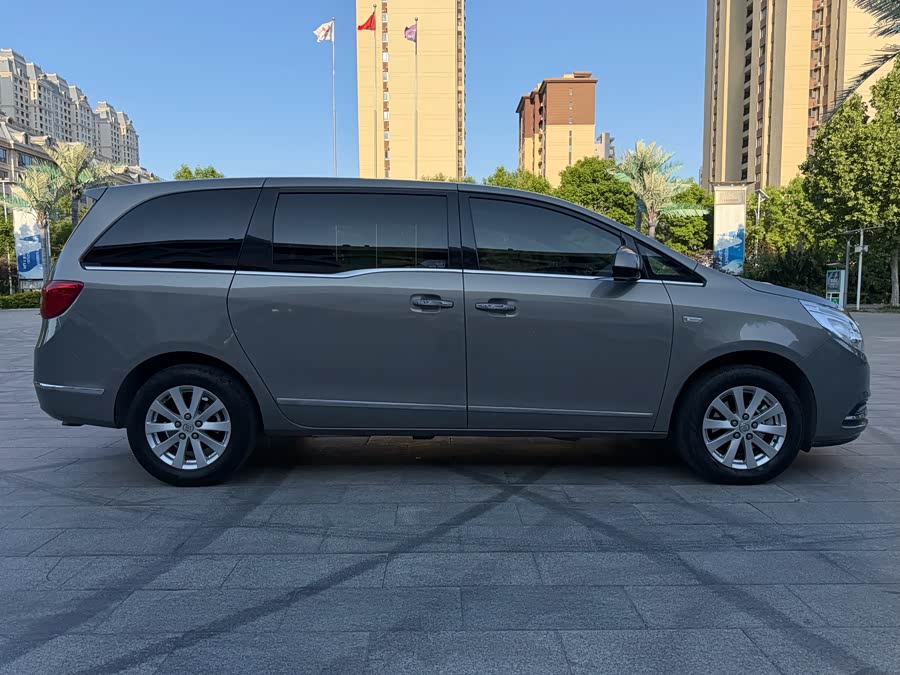 Buick GL8 2018