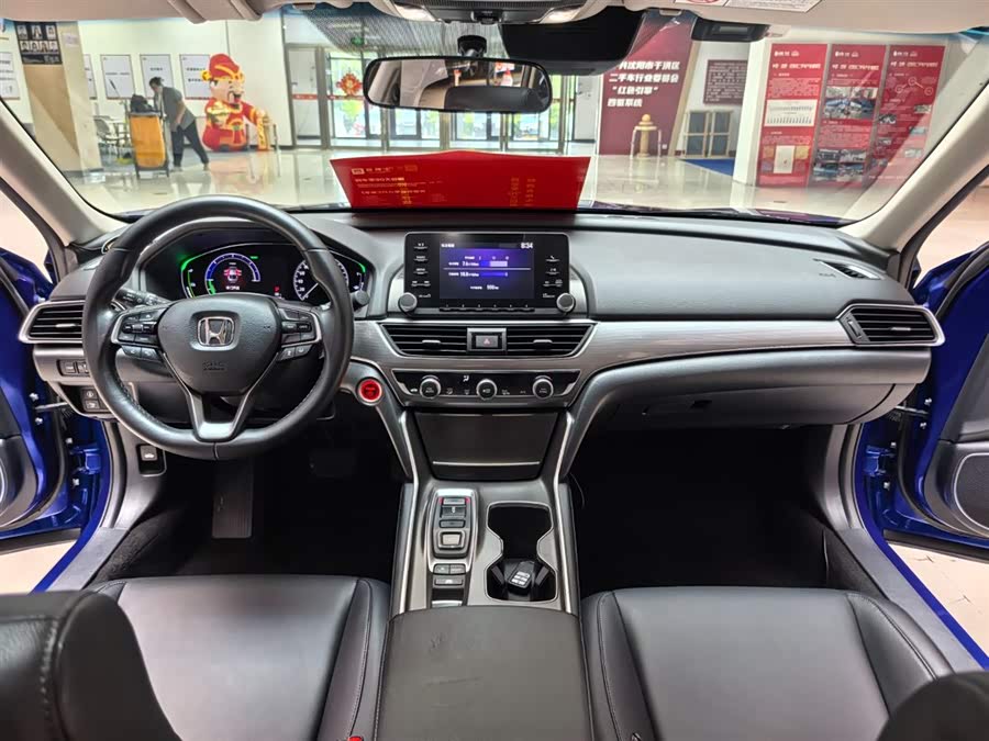 Honda Accord 2018 — фото 10