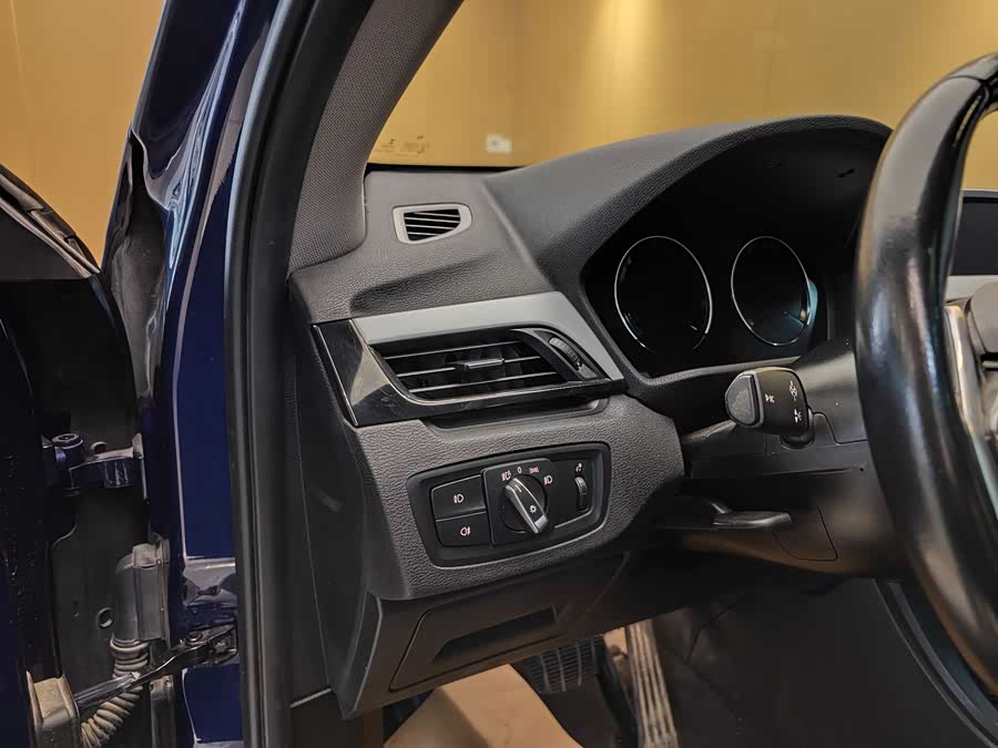 BMW X1 2019 — фото 11