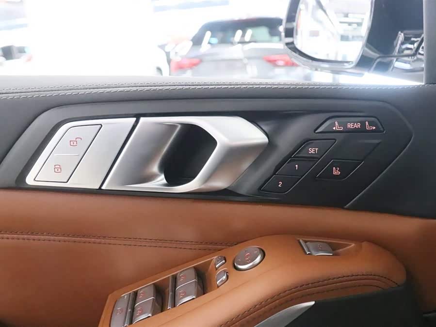 BMW X7 2022 — фото 15