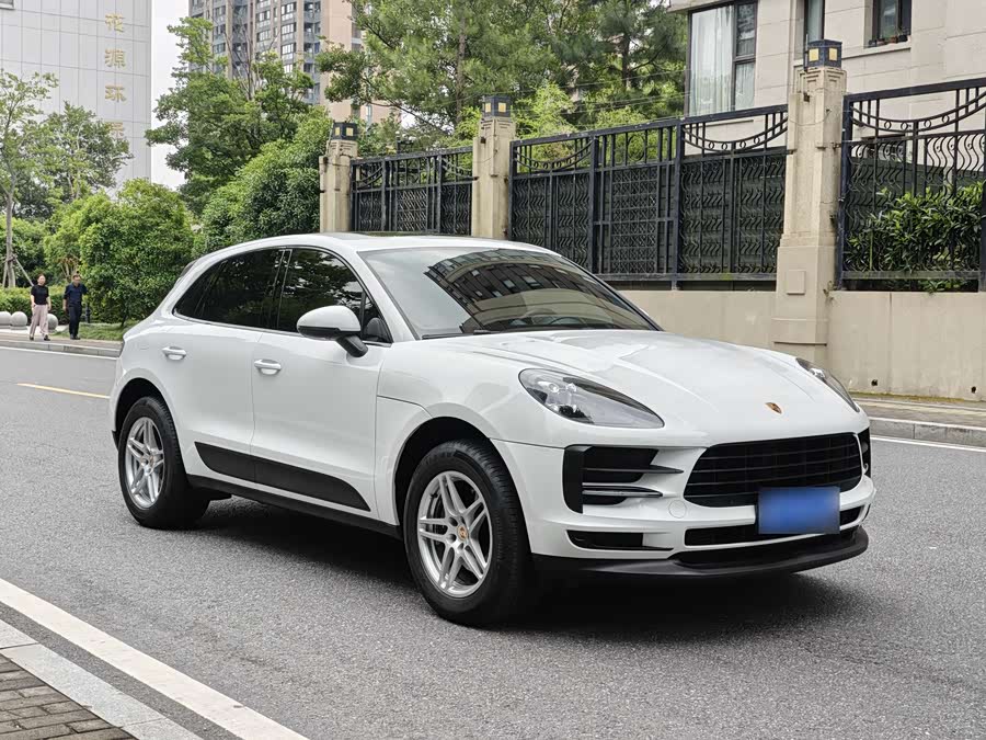 Porsche Macan 2021 — фото 8