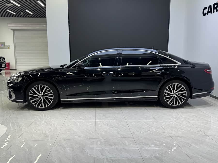 Audi A8 2023