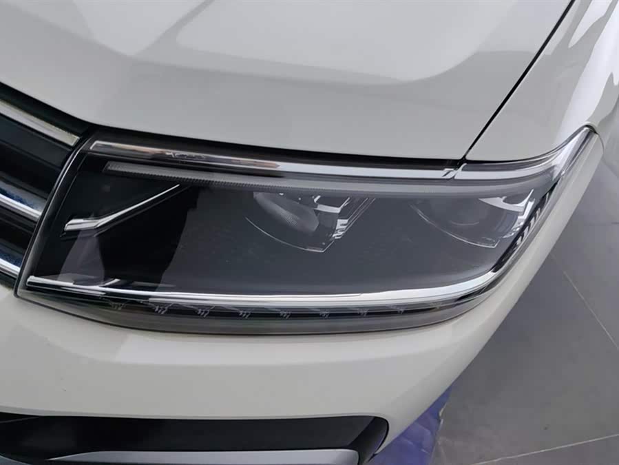 Volkswagen T-Cross 2019